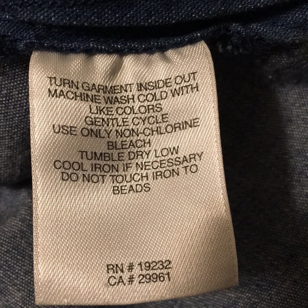 Alfred DunnerIn Embroidered Blue Jean Shirt - Picture 6 of 8